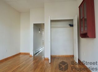 66 Box St APT 3R, Brooklyn, NY 11222