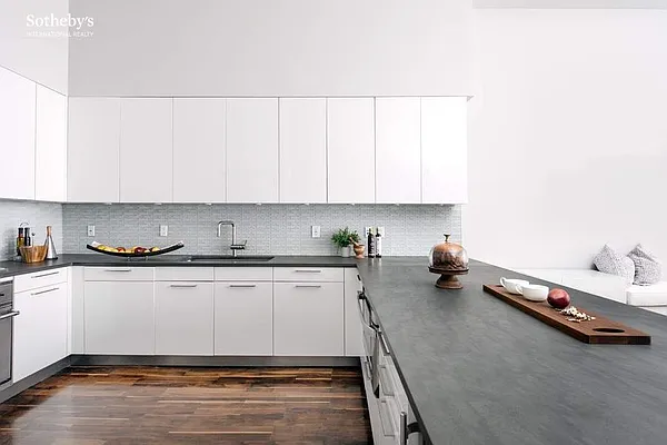 Rented by Sotheby's International Realty | media 15