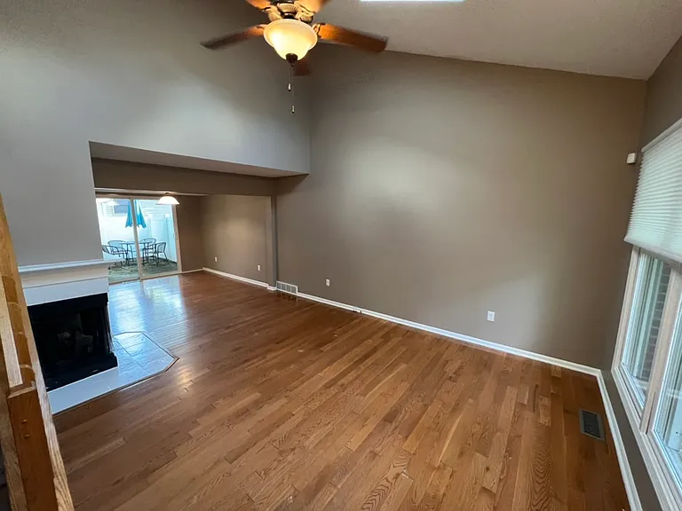 20 Walnut Cir — Photo 3