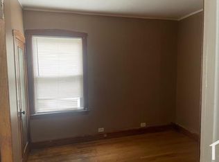 7042 S Campbell Ave, Chicago, IL 60629