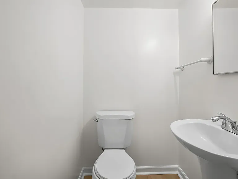 10214 Millstream Dr — Photo 6