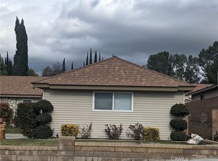 26412 Torrey Pines Dr, Newhall, CA 91321