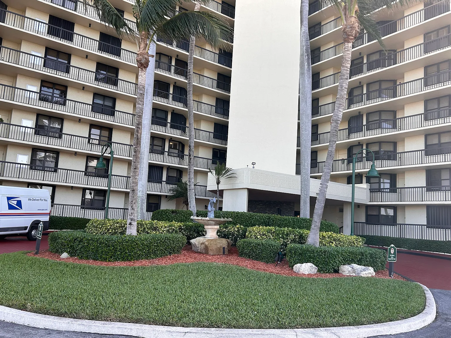 2 bed, 1550 sqft, $2,700 — Photo 2