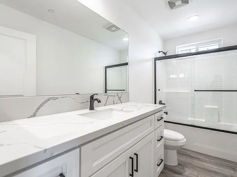 11548 11th Ave — Photo 22