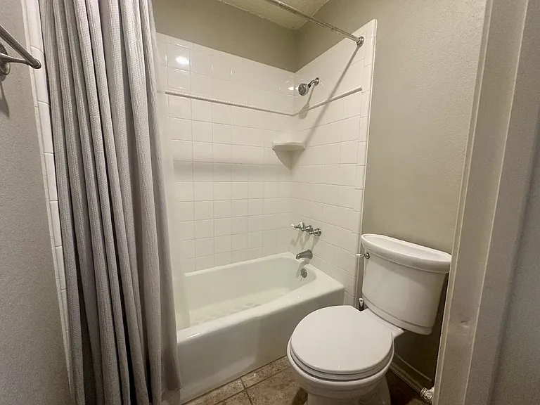 5812 Cornell St — Photo 18