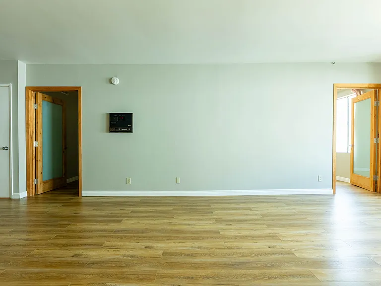 5125 Harold Way #202 — Photo 49
