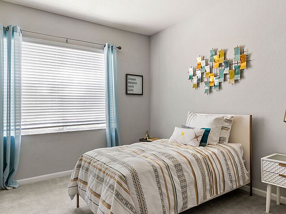 5th image of 1290 N Ridge Blvd #36-3614