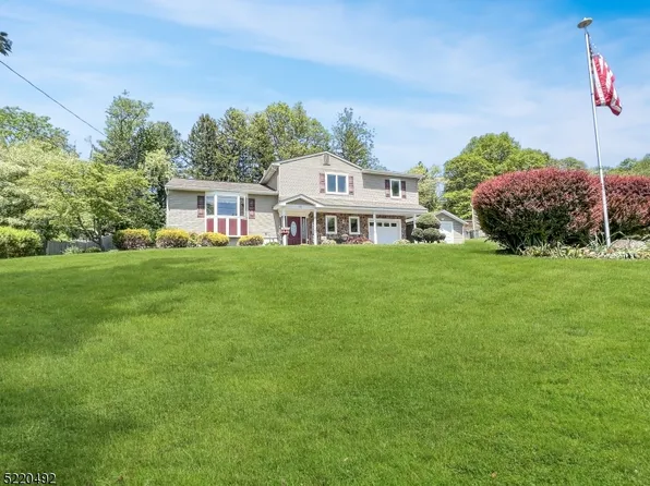 113 Sunrise Terrace, Washington Boro, NJ 07882