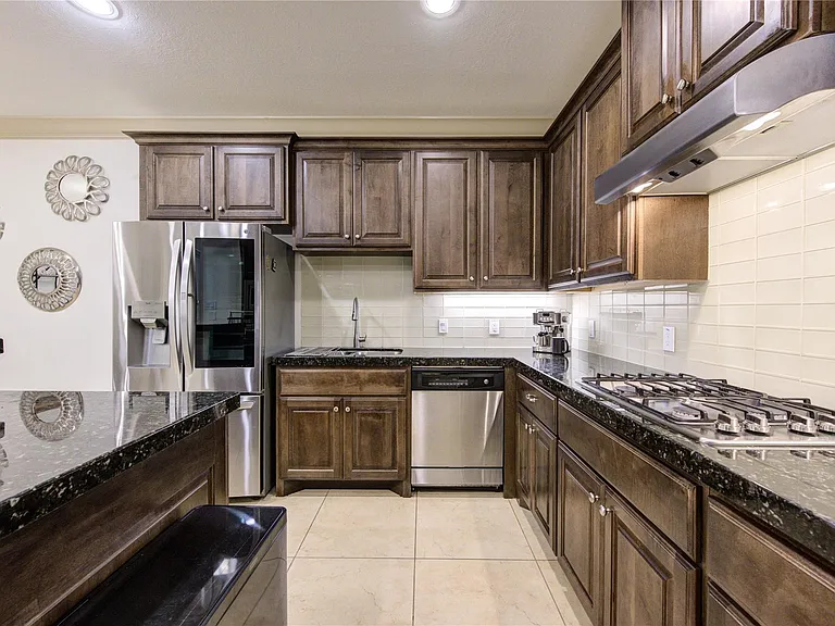13606 Teal Bluff Ln — Photo 26