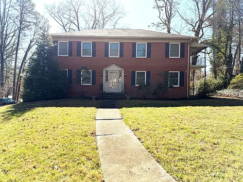 Shorewood Drive Photo 1