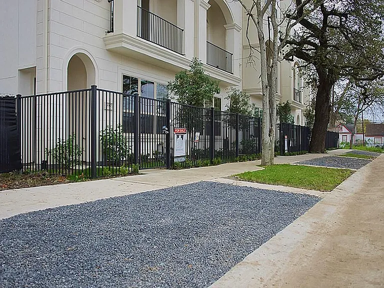 4009 Lillian St — Photo 23