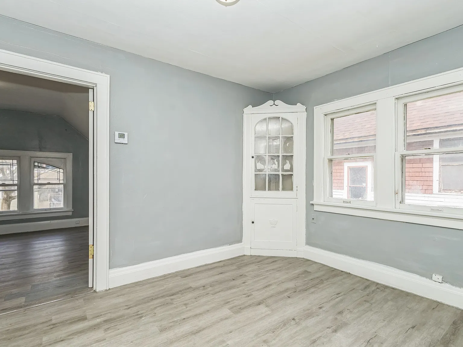 2 bed, $950 — Photo 2