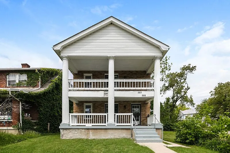 307-309 Delaware Ave #309