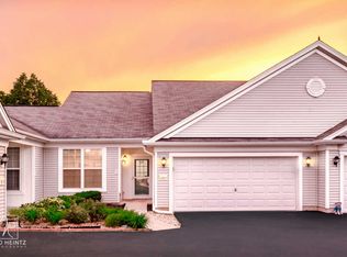 14085 Red Hills Rd, Huntley, IL 60142