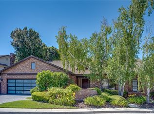 17726 Royce Dr W, Encino, CA 91316