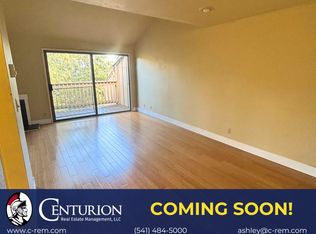 112 Treehill Loop, Eugene, OR 97405