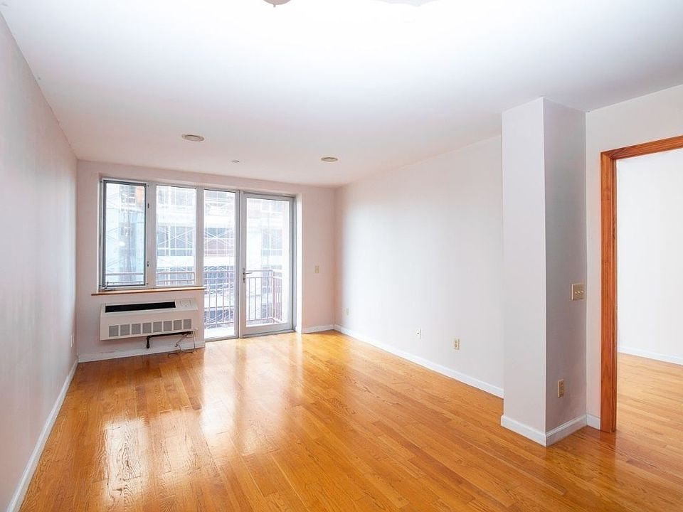 1st image of 4506 64th St APT 5E