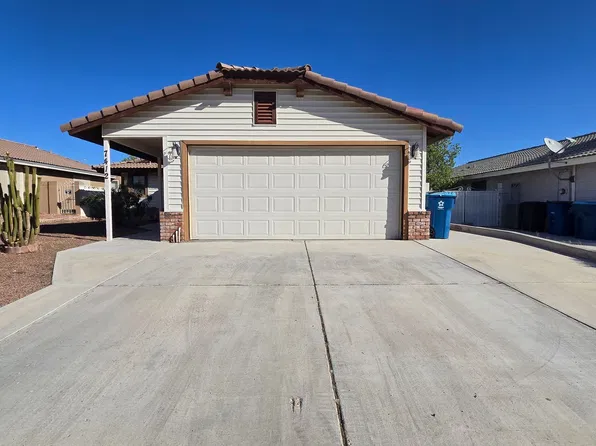 7412 Braswell Dr, Las Vegas, NV 89128