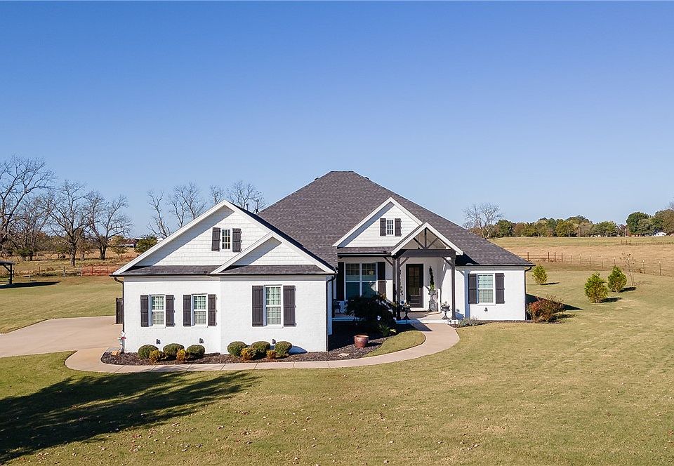 1st image of 15350 Blackburn Rd