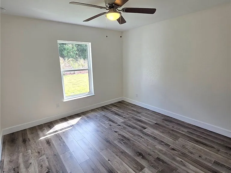 120 Clinton Ave — Photo 29