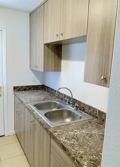 1830 South Palmetto Avenue - 22 — Photo 3