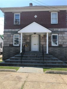 8 Rose St, North Providence, RI, 02904