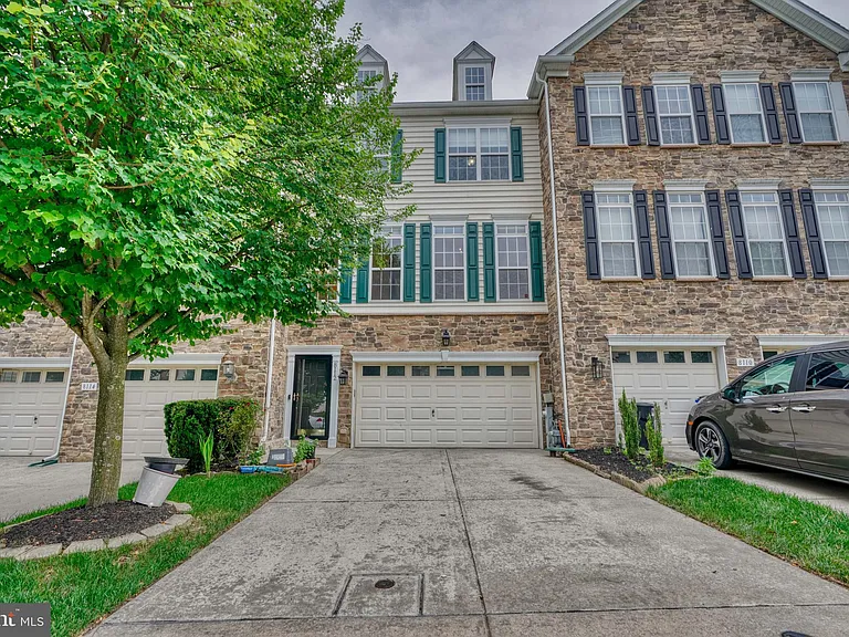 8112 Winding Ross Way — Photo 1