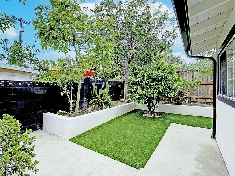 641 Joann St — Photo 17