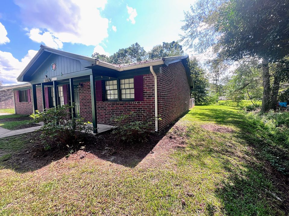 4535 Tarpon Bay Rd A Front Exterior 3_08252025