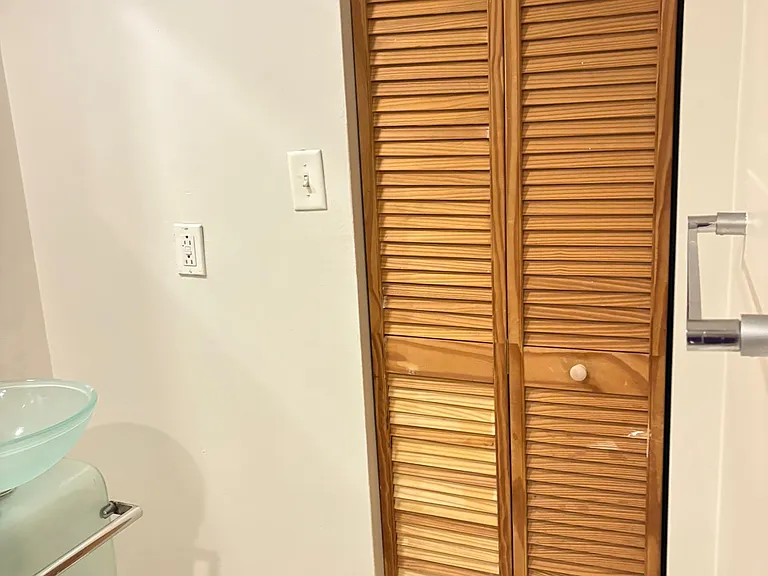 701 S Madison Ave #309 — Photo 33
