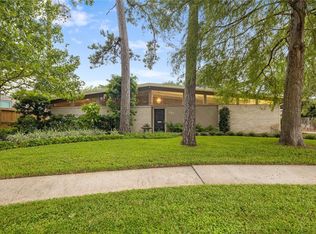 227 Faust Ln, Houston, TX 77024