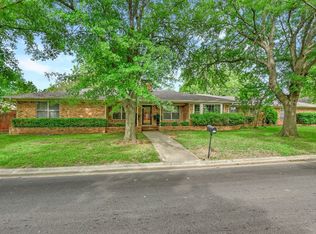 1111 Aspen Rd, Gainesville, TX 76240