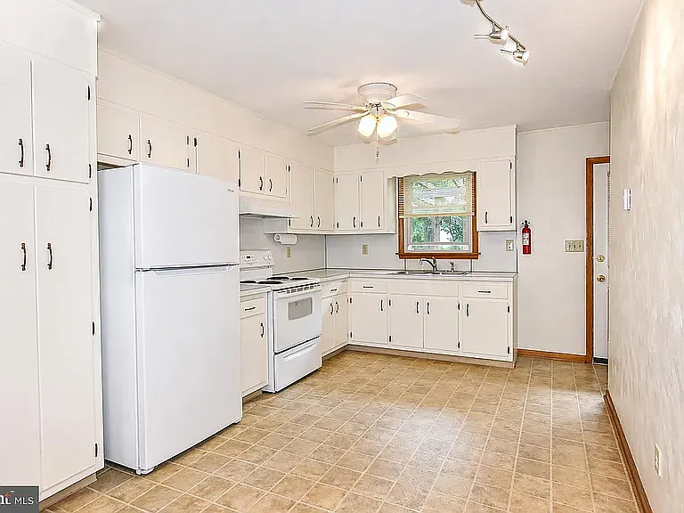 1309 University Dr #1307 — Photo 5