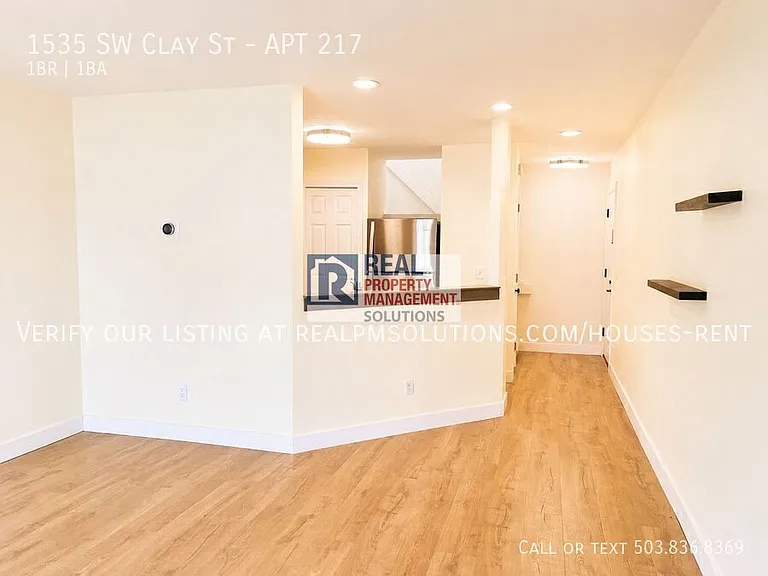 1535 SW Clay St #217 — Photo 10