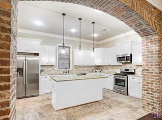 2956 Meadow Grove Ave, Zachary, LA 70791