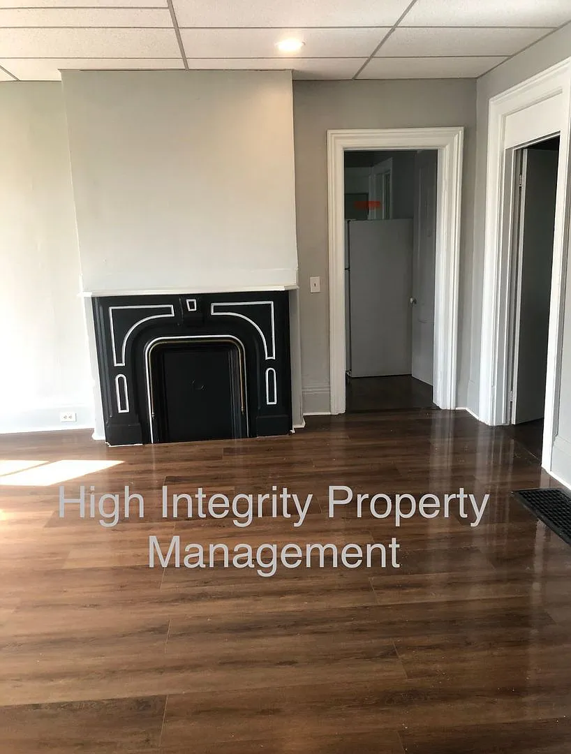 1403-1405 Lake Street — Photo 1