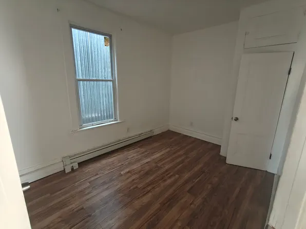 152 Chadwick Ave, Newark, NJ