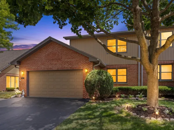 207 Ashley Way, Bloomingdale, IL 60108