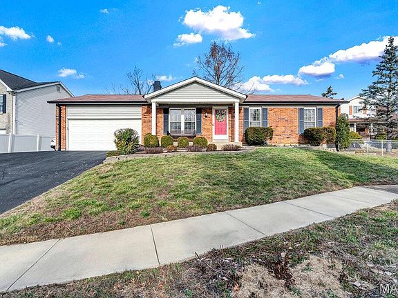 2nd image of 4727 Ringer Rd