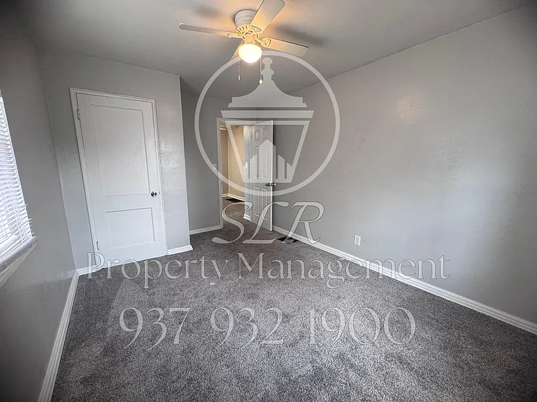 420 E Siebenthaler Ave #2 — Photo 15