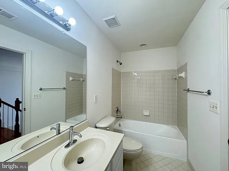 5117 Sante Fe Ct — Photo 59
