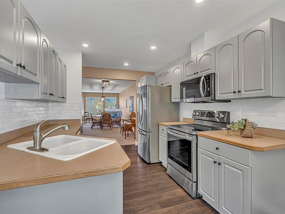 4th image of 3948 Finnerty Rd #175