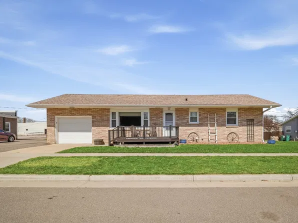 111 E McKinley Avenue, Fall Creek, WI 54742