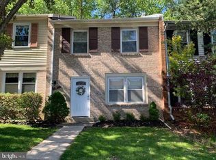 2047 Mayflower Dr, Woodbridge, VA 22192