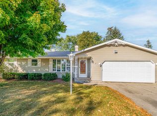 1749 Amy St, Green Bay, WI 54302