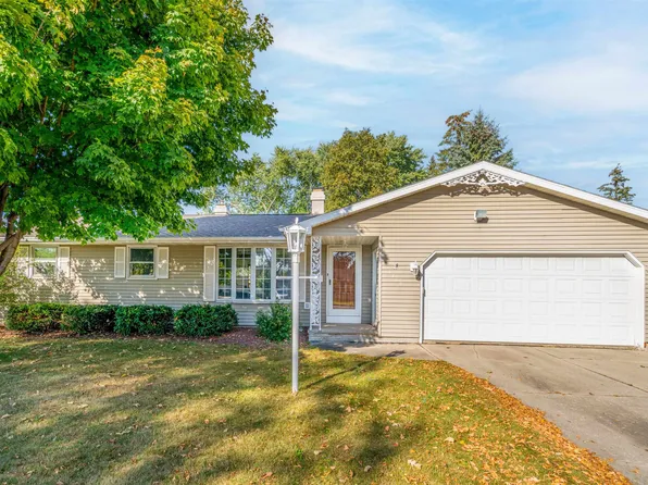 1749 Amy St, Green Bay, WI 54302