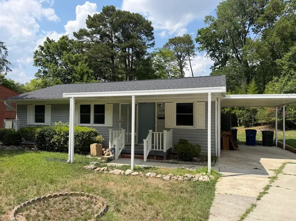 2327 Kennington Rd, Raleigh, NC 27610