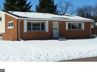 909 10th St NE, Waseca, MN 56093