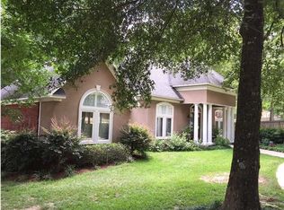 8890 Celeste Rd, Saraland, AL 36571