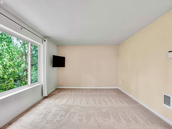4th image of 7165 SW Sagert St #103